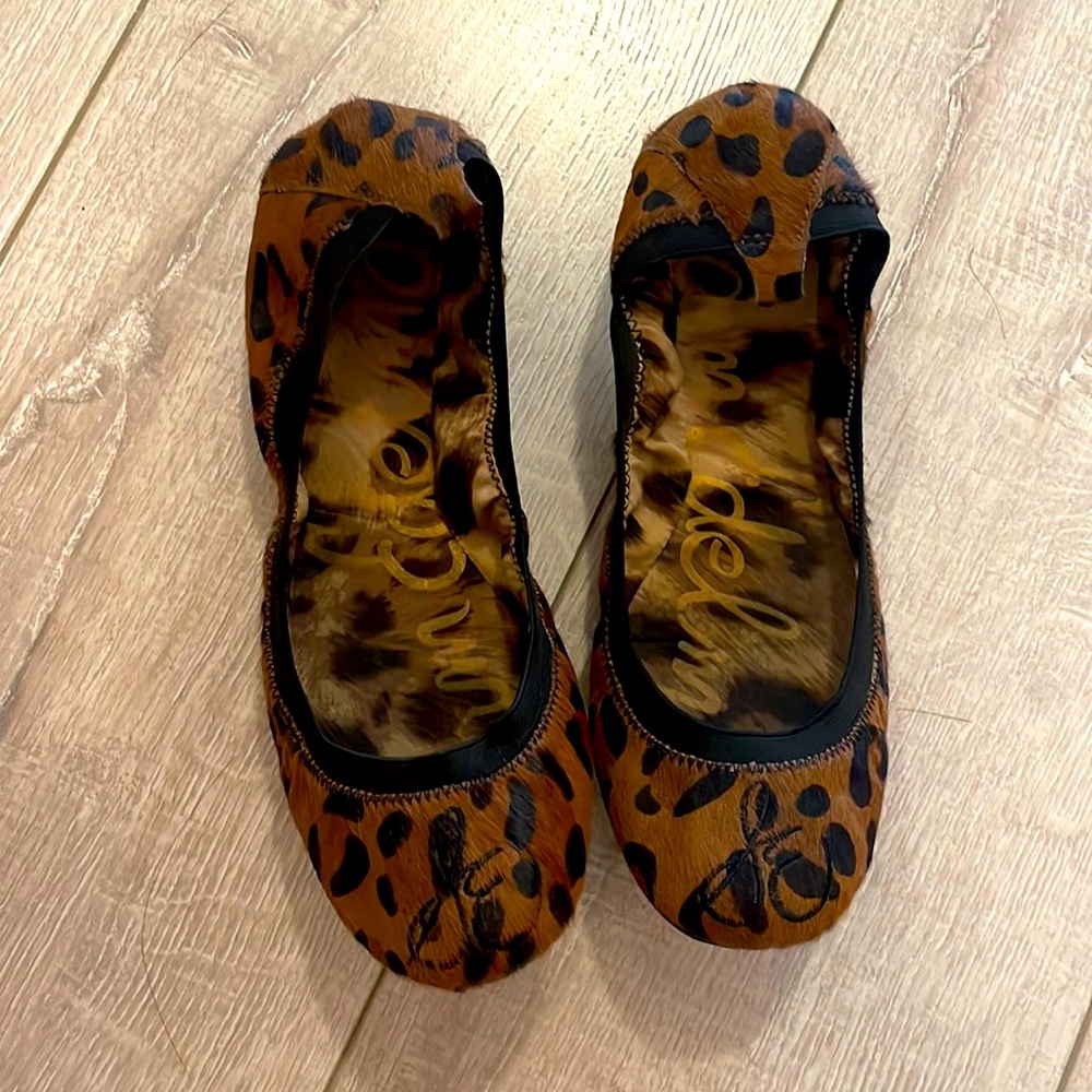 Cute leopard print Calf hair Sam Edelman flats
